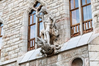 Sculpture on Caja Espana building